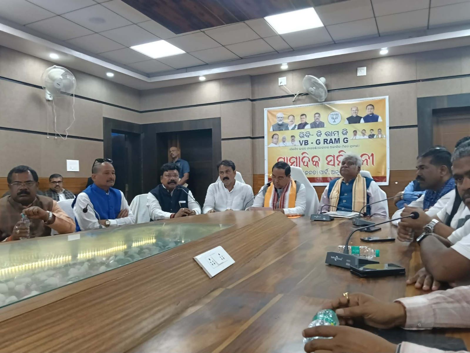 ବିକଶିତ ଭାରତ-ରୋଜଗାର ଏବଂ ଆଜୀବିକା ମିଶନ ଗ୍ୟାରେଣ୍ଟି ବିକଶିତ ଭାରତ ୨୦୪୭ ଲକ୍ଷ୍ୟ ସହ ଜଡ଼ିତ – ଖାଉଟି କଲ୍ୟାଣ ମନ୍ତ୍ରୀ